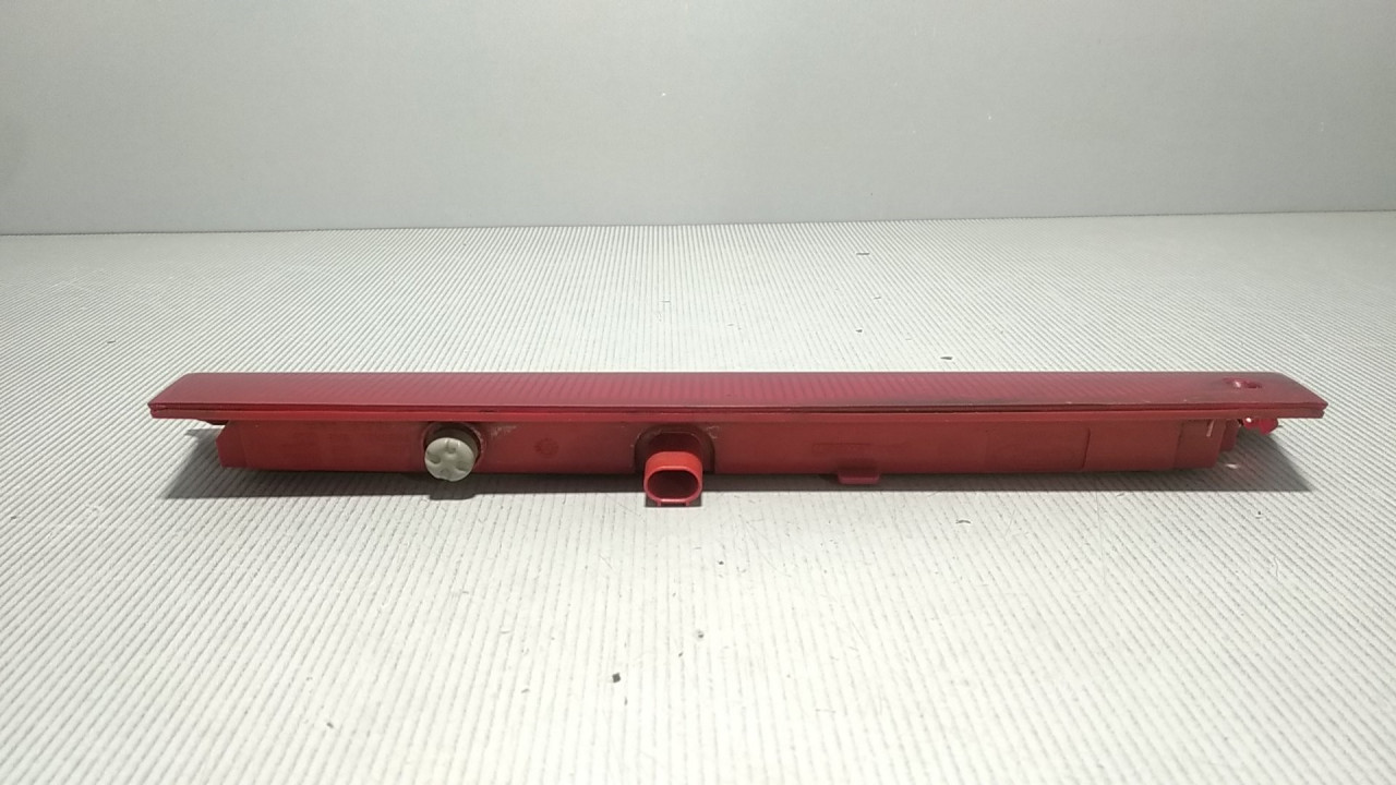 TRECE STOP SVJETLO FORD FIESTA > 08-12 8A6113A613AC