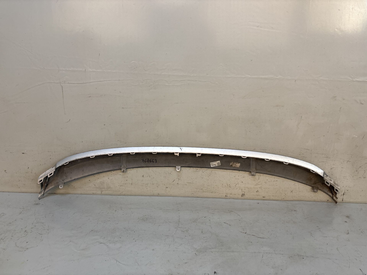 DIJELOVI SPOJLER AUDI E-TRON > 18- 4KE807733