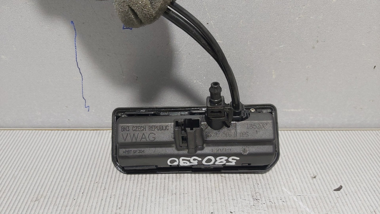 DIJELOVI KAMERA SKODA SUPERB > 15-19 566827566B