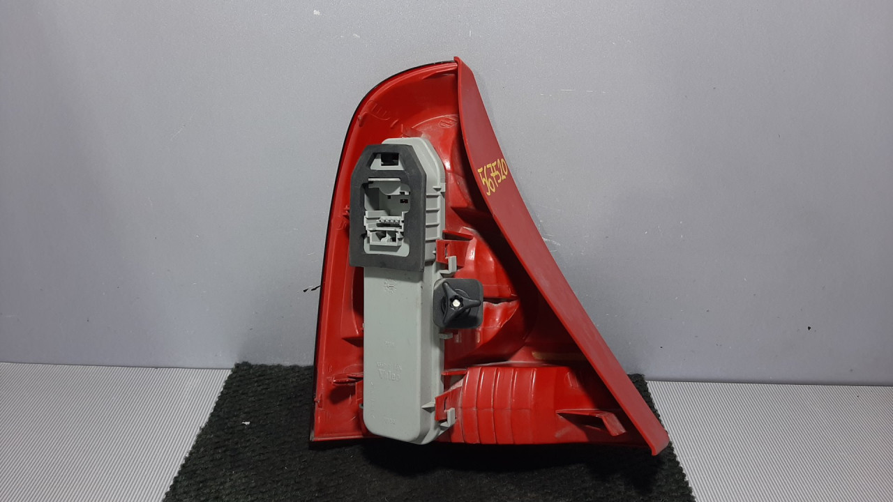 STOP SVJETLO RENAULT CLIO > 01-04 8200071414