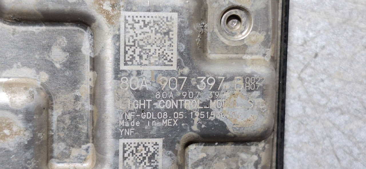 DIJELOVI BALAST FARA AUDI Q5 (FY) > 17 - 20  80A907397
