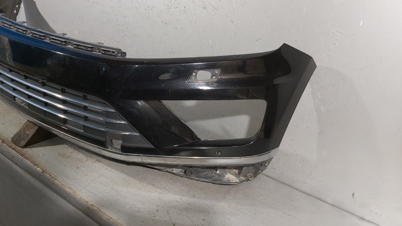 DIJELOVI BRANIK VW TOUAREG > 14-18 7P6807221D