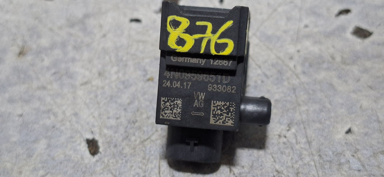DIJELOVI SENZOR AIRBAGA AUDI Q5 (FY) > 17 - 20  3.0 4N0959651D