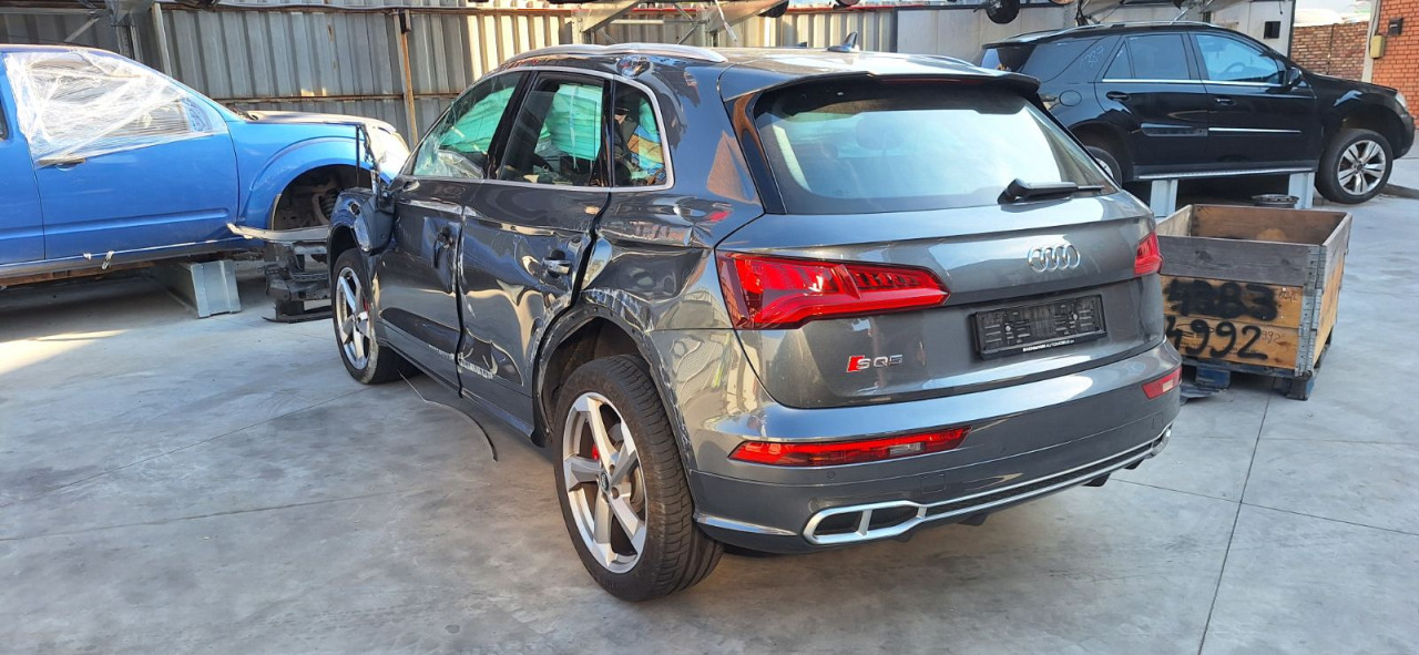 DIJELOVI AUDI SQ5 3.0 TFSI QUATTRO 4X4 2017 MJENJAC MOTOR CWGD