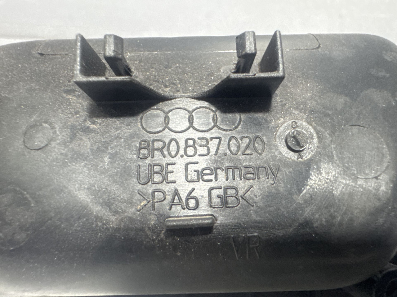 UNUTRASNJA RUCKA VRATA AUDI Q7 (4M) > 15-19 8R0837020