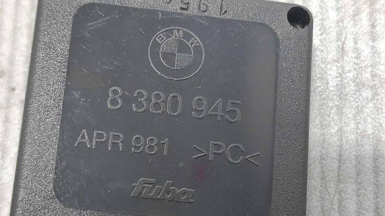 DIJELOVI ANTENA BMW X5 (E53) > 00-06 8380945