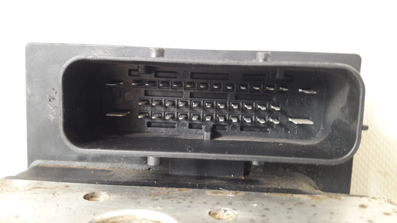 ABS ELEKTRONIKA BMW SERIJA 5 (E60/E61) > 03-07 67685500