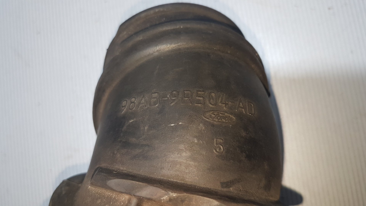 DIJELOVI CRIJEVO INTERKULERA FORD FOCUS > 01-05 98AB9R504AD