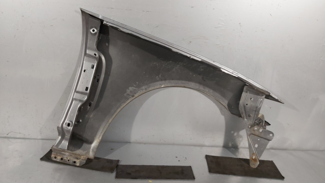 DIJELOVI BLATOBRAN JAGUAR XF > 08-11 8X2316135