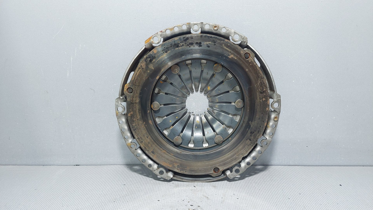 DIJELOVI KORPA VW GOLF 7 > 12-16 04E141026A