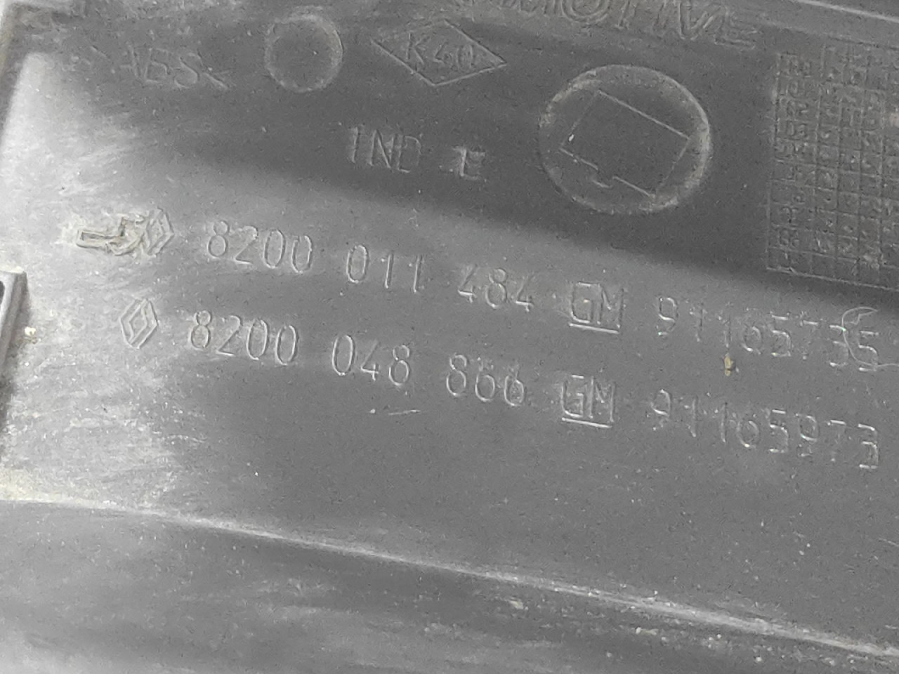 ZADNJI DIO BRANIKA OPEL VIVARO > 07-14 8200011484