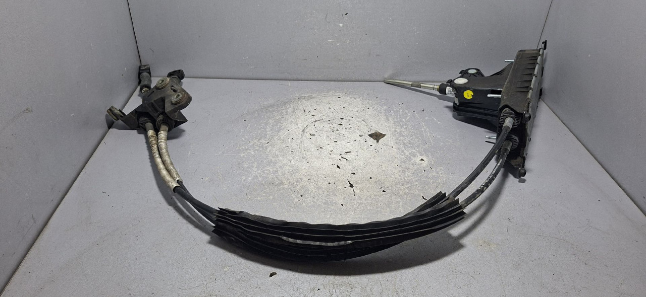 DIJELOVI SALTEBLA VW GOLF 7 > 12-16 2.0 5Q0711049AQ