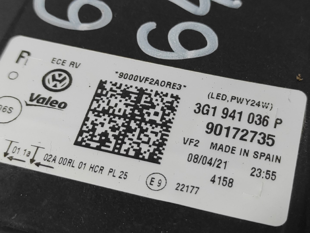 DIJELOVI FAR OSTECEN VW PASSAT B8 > 14- 3G1941036P