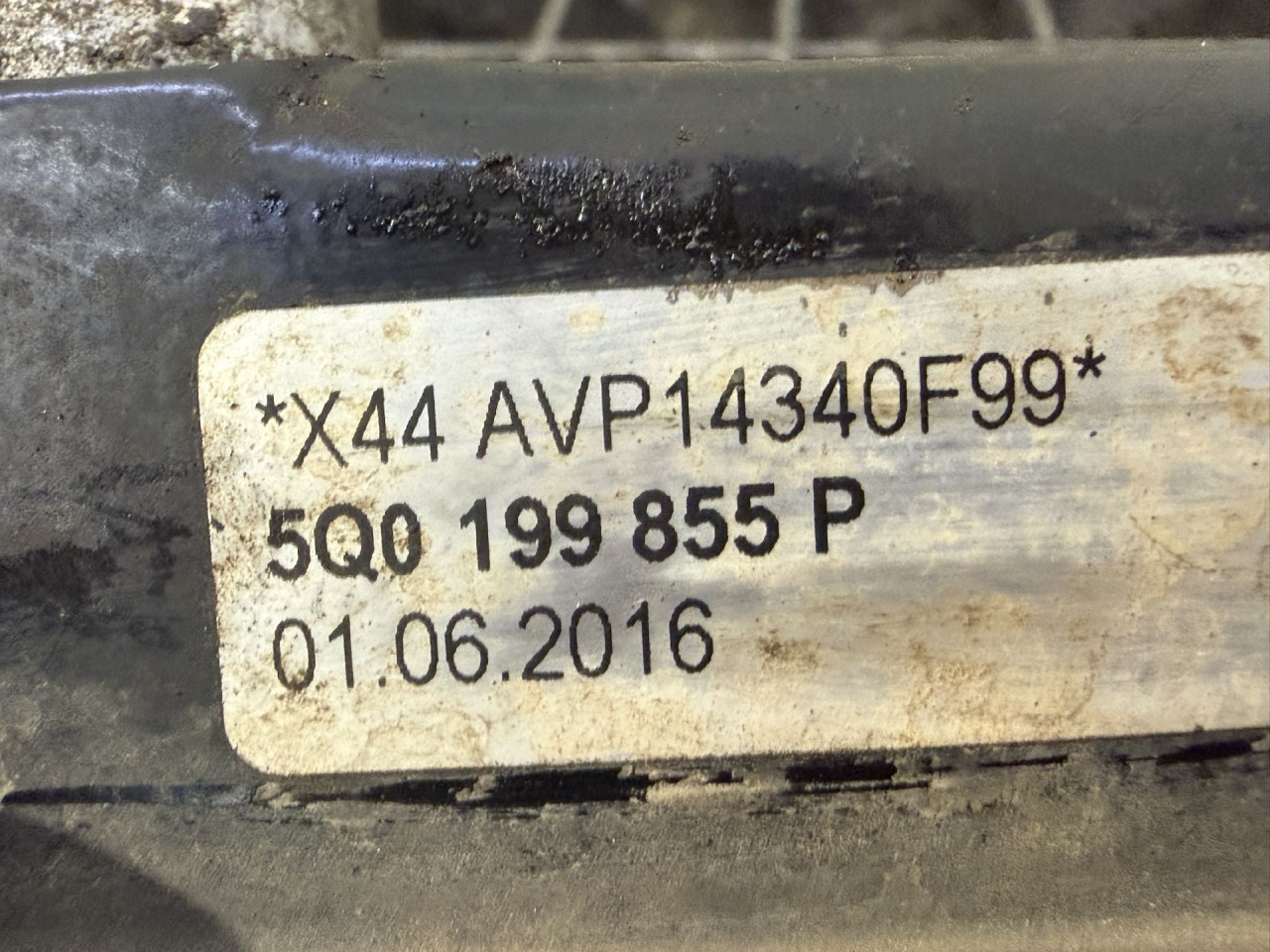 DIJELOVI NOSAC VW TIGUAN > 16-20 2.0 5Q0199855P