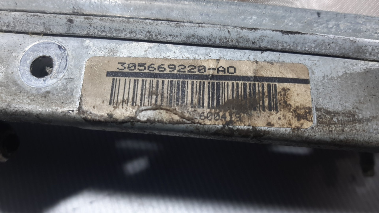 AIRBAG NOGU MERCEDES C KLASA (W204/S204) > 07-10 305669