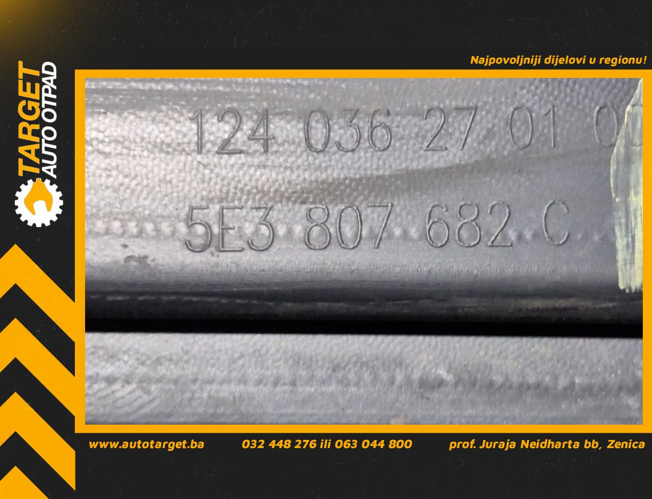 DIJELOVI RESETKA BRANIKA SKODA OCTAVIA > 19- 2.0 5E3807682C