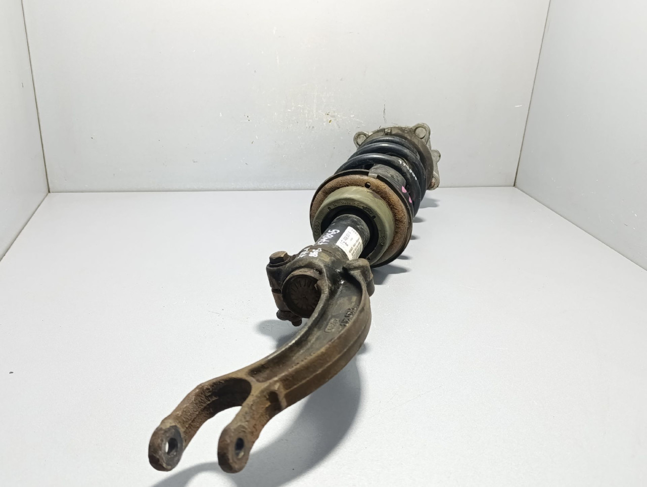 DIJELOVI AMORTIZER AUDI A7 S-LINE > 14-18 4G8031F