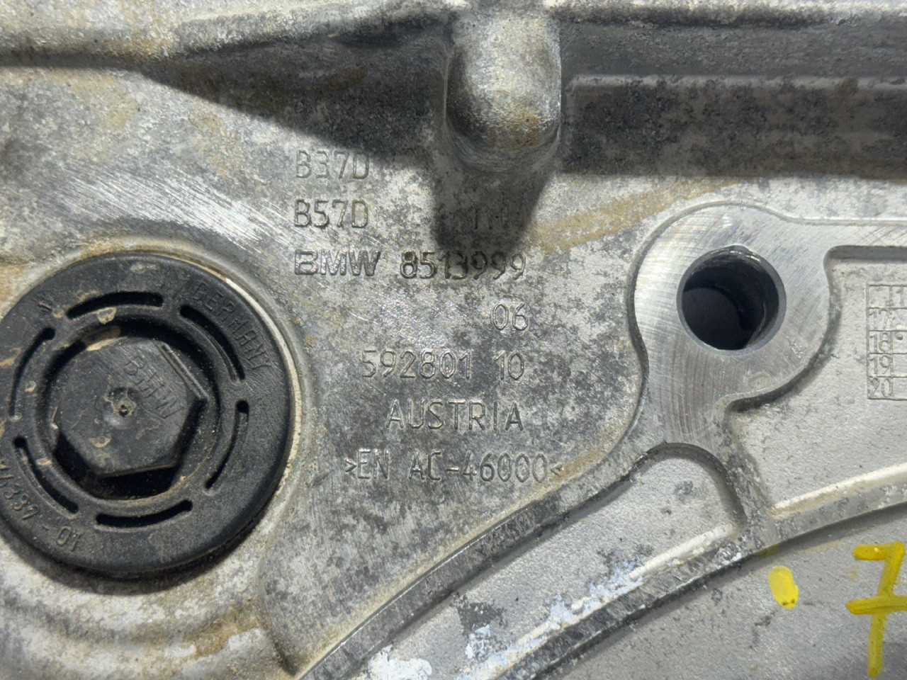 DIJELOVI DEKLO BMW SERIJA 7 (G11/G12) > 15-19 3.0 8513999