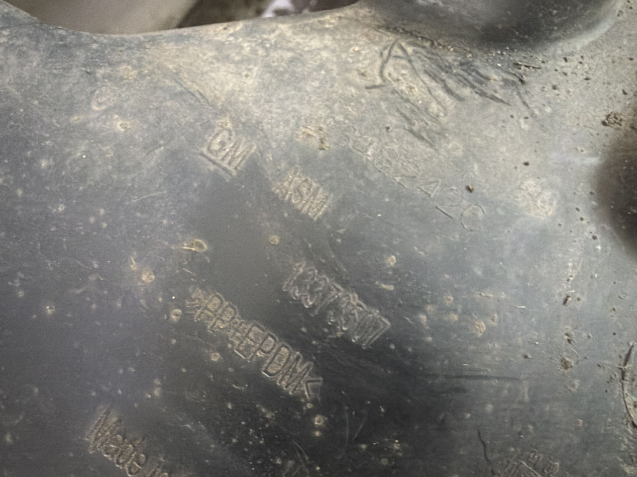 DIJELOVI UNUTRASNJI BLATOBRAN OPEL ASTRA J > 12-15 1.6
