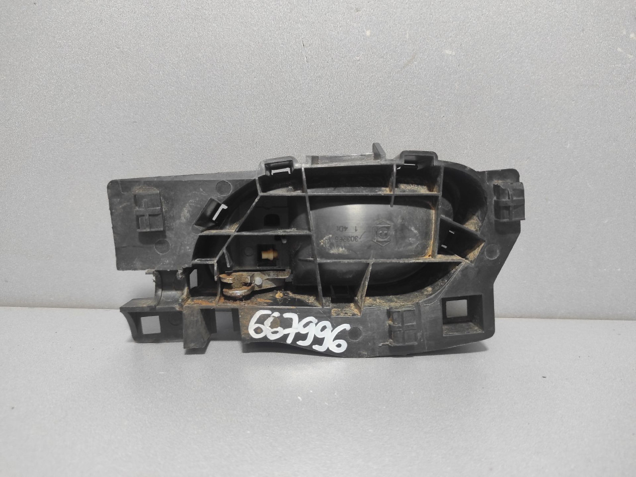 UNUTRASNJA RUCKA VRATA PEUGEOT 2008 > 16-19 96555516VV