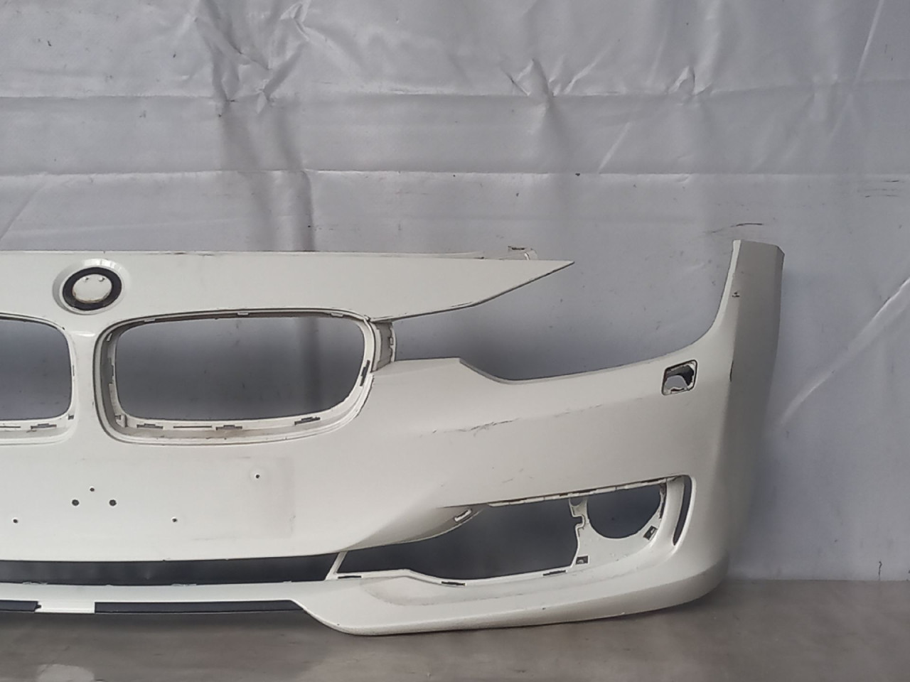 BRANIK BMW SERIJA 3 (F30/F31) > 11-14 7308401