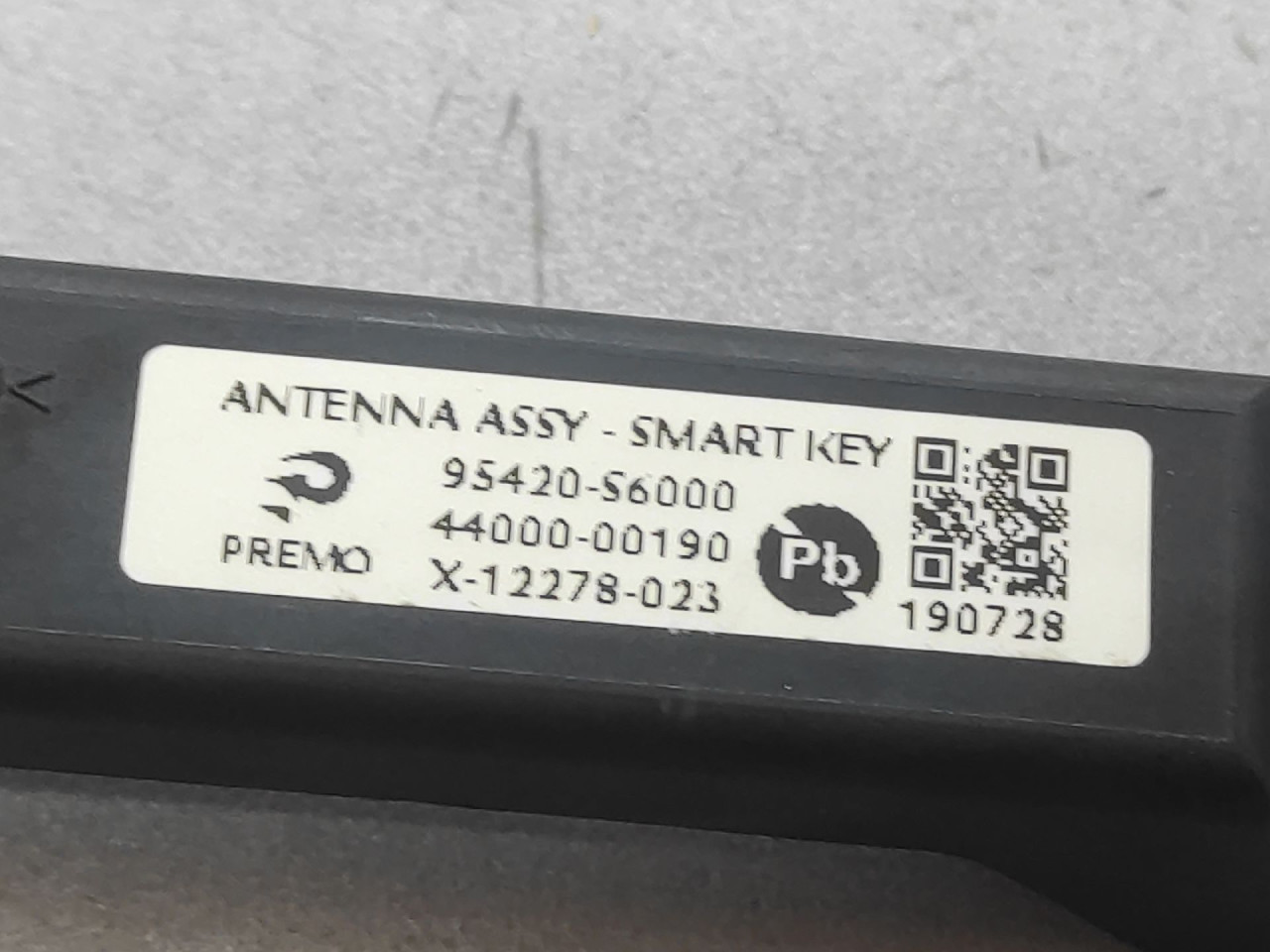 DIJELOVI ANTENA KIA CEED > 12-17 95420S6000
