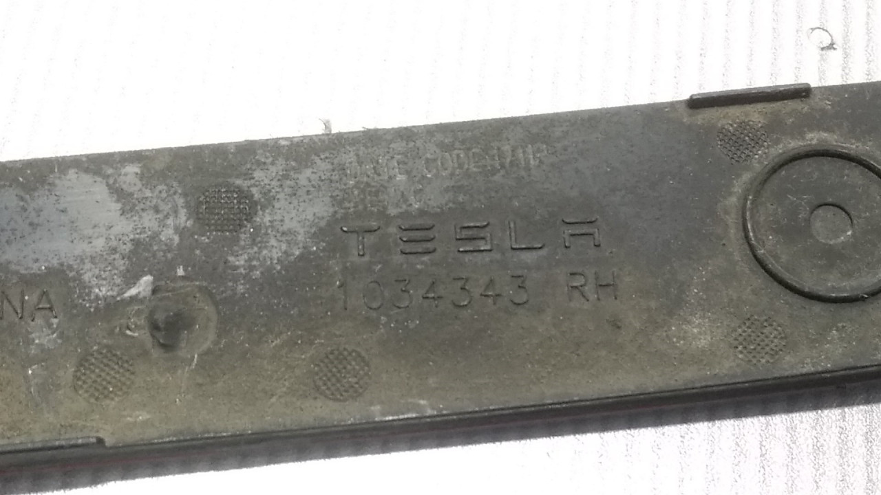 DIJELOVI KATADIOPTER TESLA MODEL X > 15- 1034343