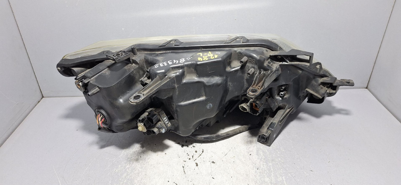 DIJELOVI FAR NISSAN X-TRAIL > 14-17 260604CC1C