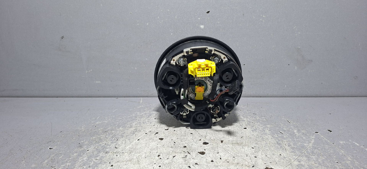 DIJELOVI AIRBAG VOLANA AUDI A3 (8VF/8VK) > 16-20 1.6 8V0880201CK