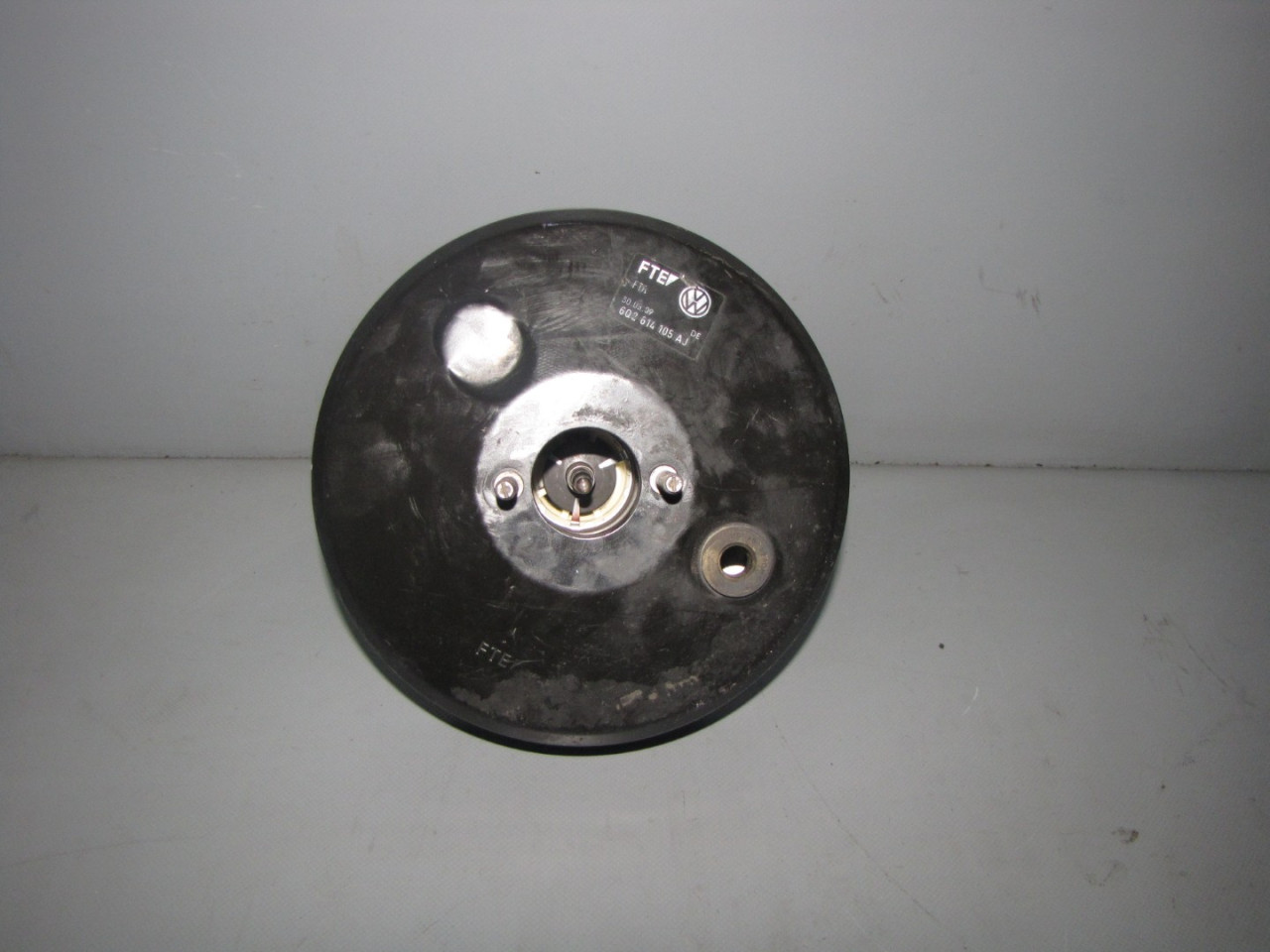 KOCIONI DOBOS SKODA FABIA > 07-10 6Q2614105AJ 6Q2614105