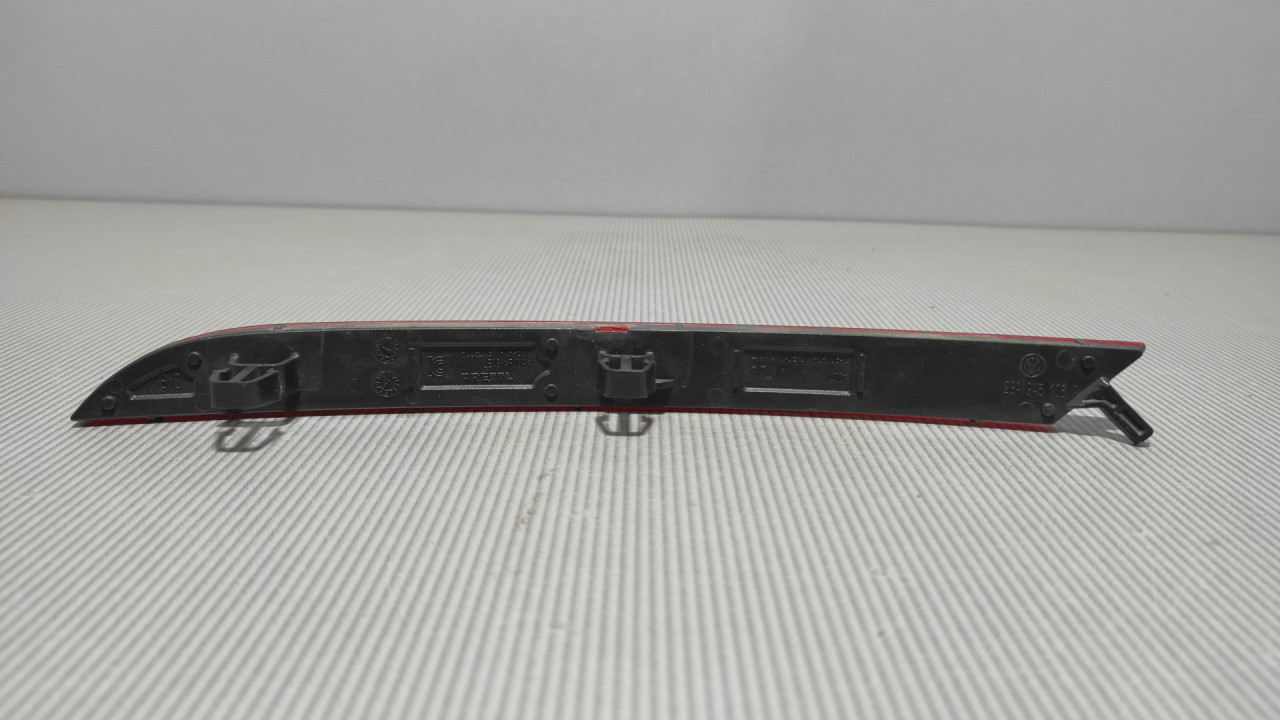 DIJELOVI KATADIOPTER VW T-ROC > 17- 2GA945106A