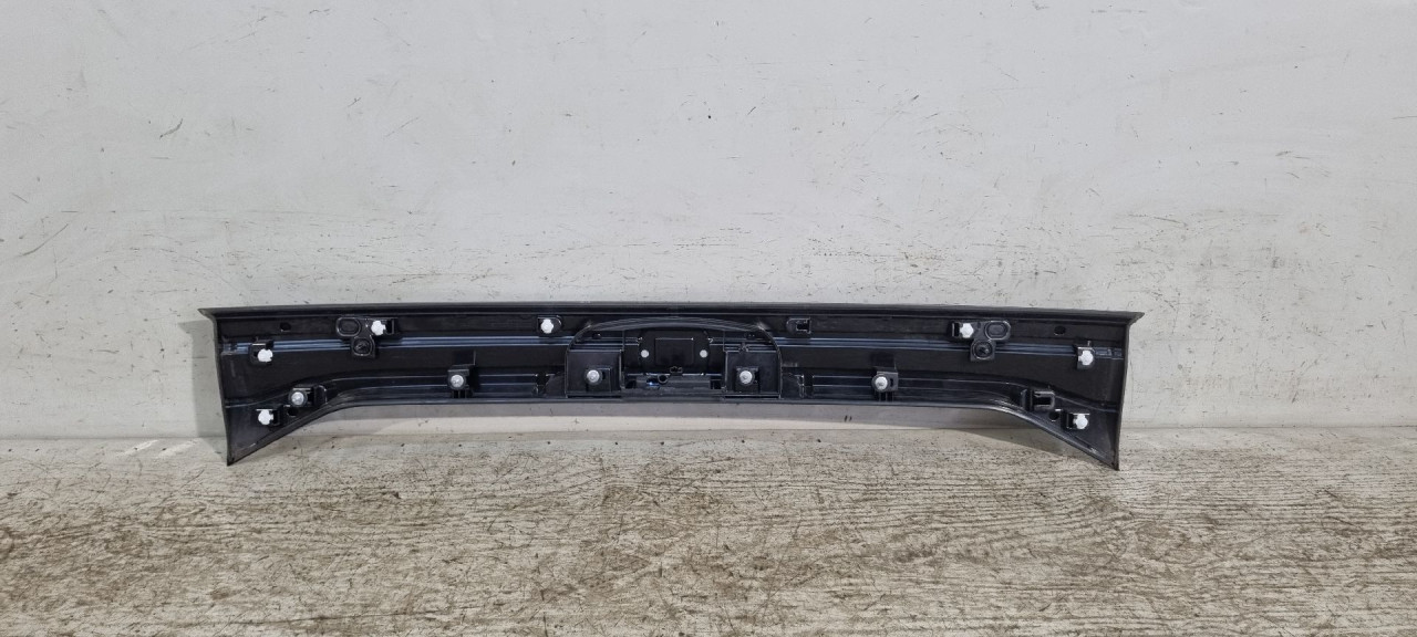 DIJELOVI STOP SVJETLO VW T-CROSS > 18- 2GM827577E