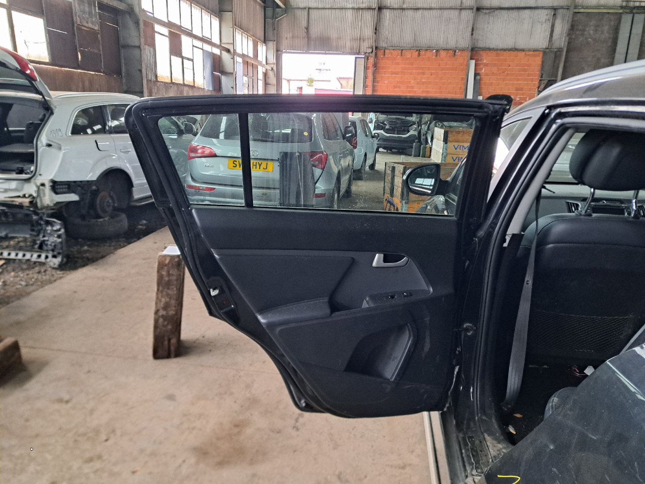 DIJELOVI VRATA KIA SPORTAGE > 11-15