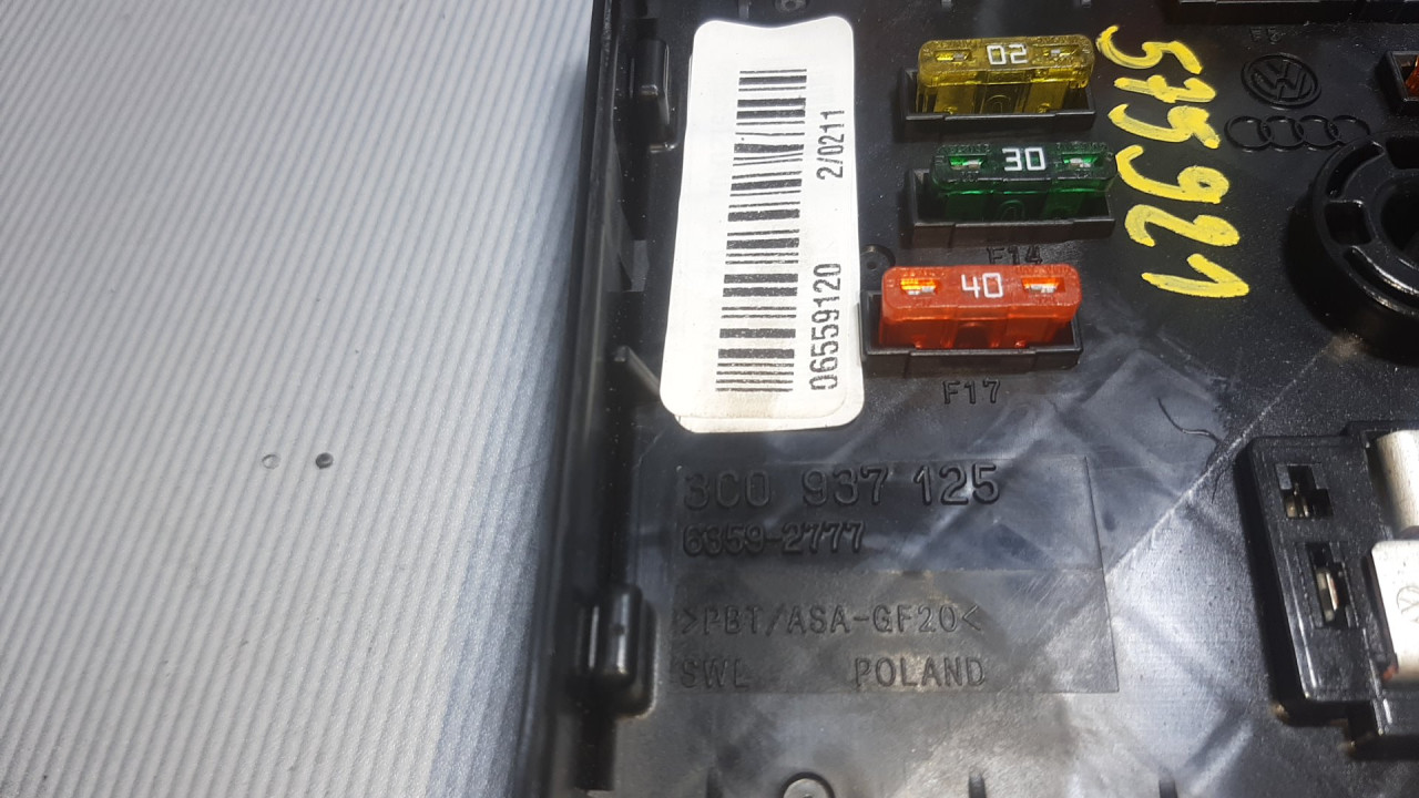 ELEKTRONIKA KUTIJA OSIGURACA VW PASSAT B7 > 10-14 3C093