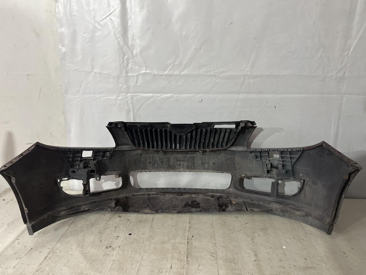DIJELOVI BRANIK SKODA FABIA > 07-10 5J0807221