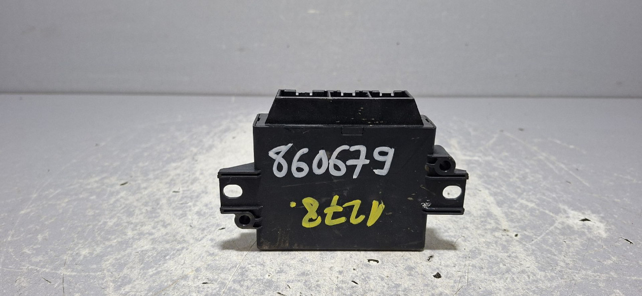 DIJELOVI ELEKTRONIKA MODUL AUDI Q3 > 11-15 2.0 8X0919475K