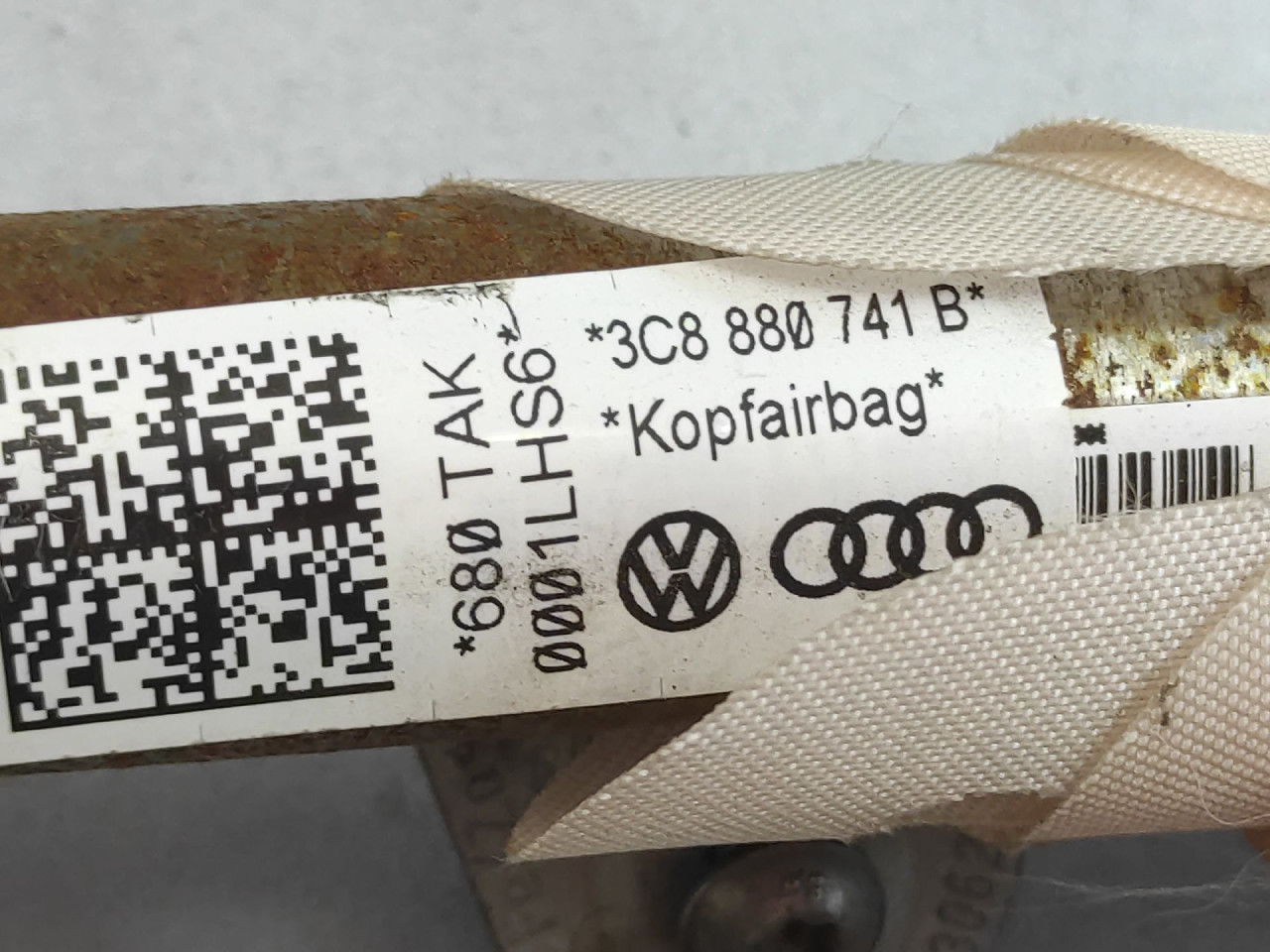 KROVNI AIRBAG VW PASSAT CC > 08-11 3C8880741B