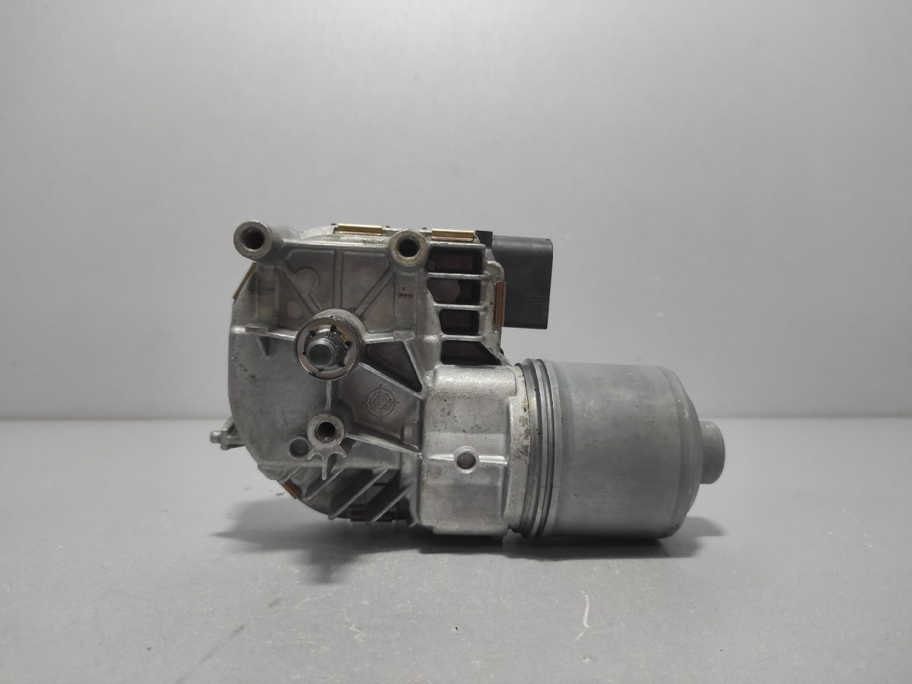 MOTORIC PREDNJEG BRISACA VW GOLF 6 > 08-12 5K1955119