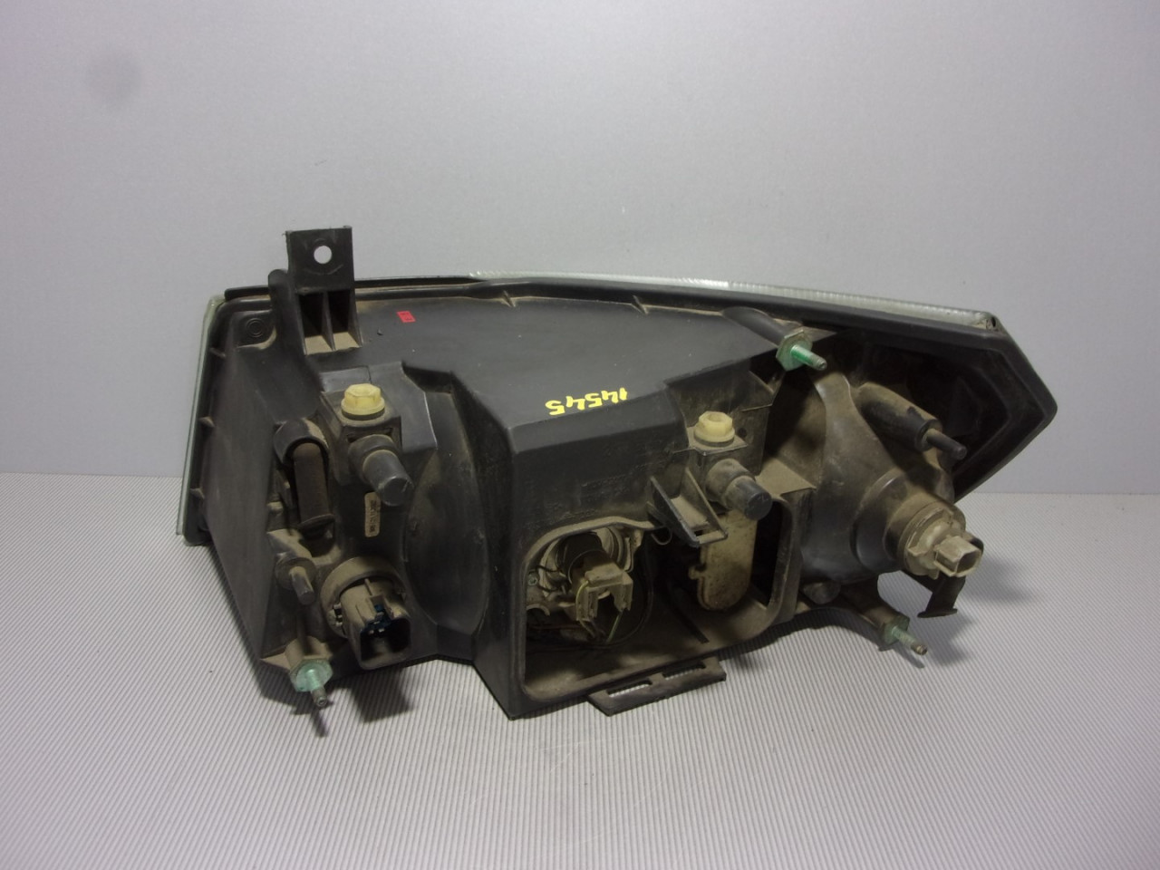 DIJELOVI FAR FORD TRANSIT > 00-06 FD910014