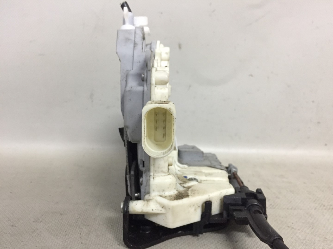 BRAVA VRATA VW PASSAT B6 > 05-10 3C4839015A