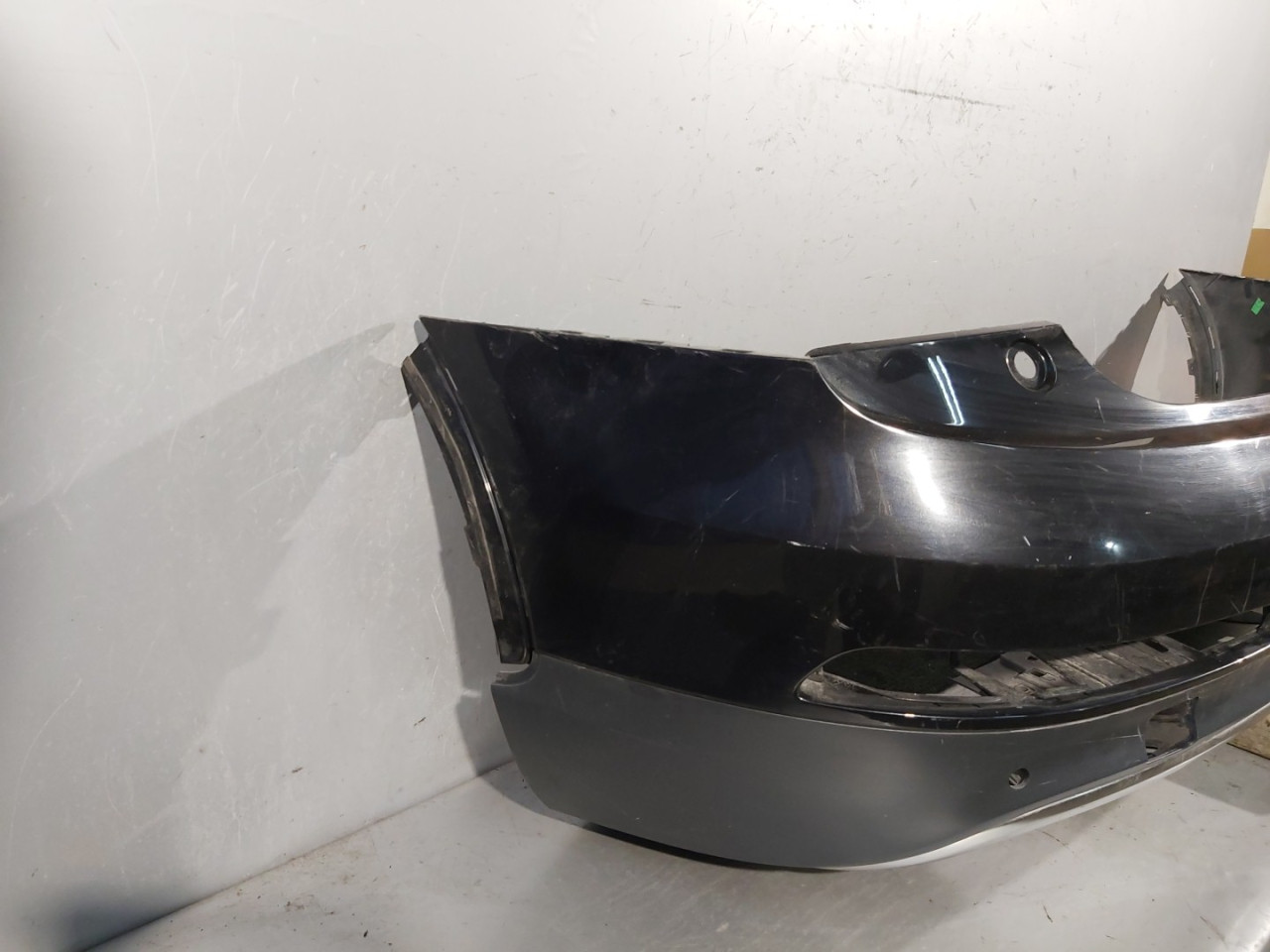 DIJELOVI BRANIK AUDI Q3 > 11-15 8U0807511C