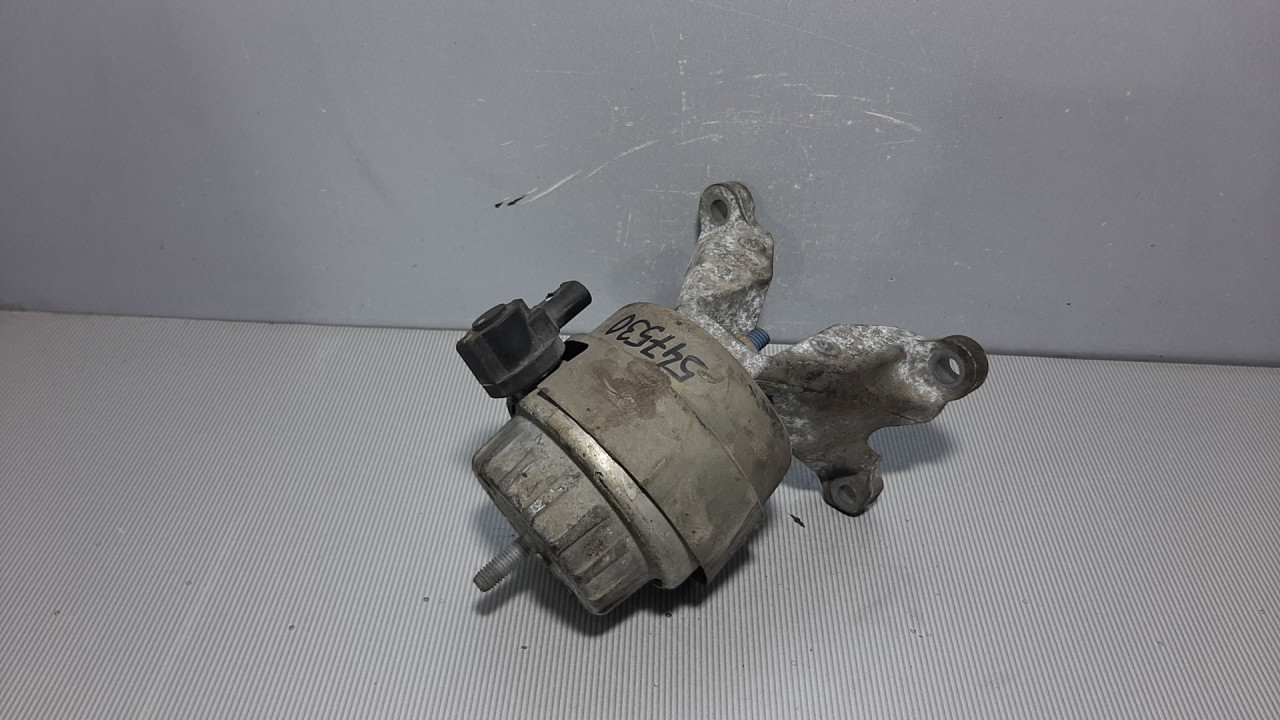 DIJELOVI NOSAC MOTORA AUDI A6 > 04-08 4F0199379L