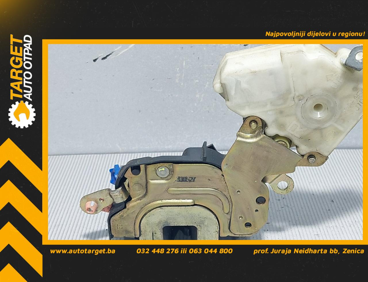 DIJELOVI BRAVA VRATA NISSAN ALMERA TINO > 01-06 8055361066