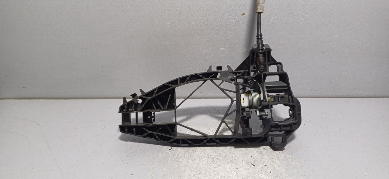 DIJELOVI RUCKA VRATA AUDI A7 > 18- 4N0837811B