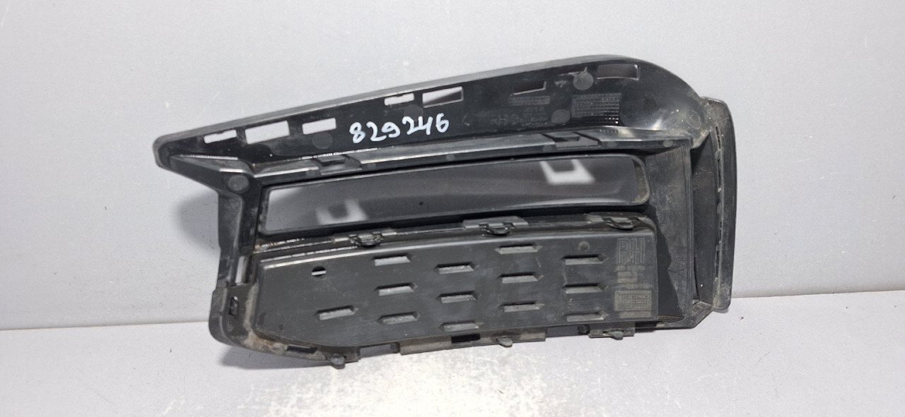 RESETKA BRANIKA BMW SERIJA 3 (G20) > 18-22 51118064964