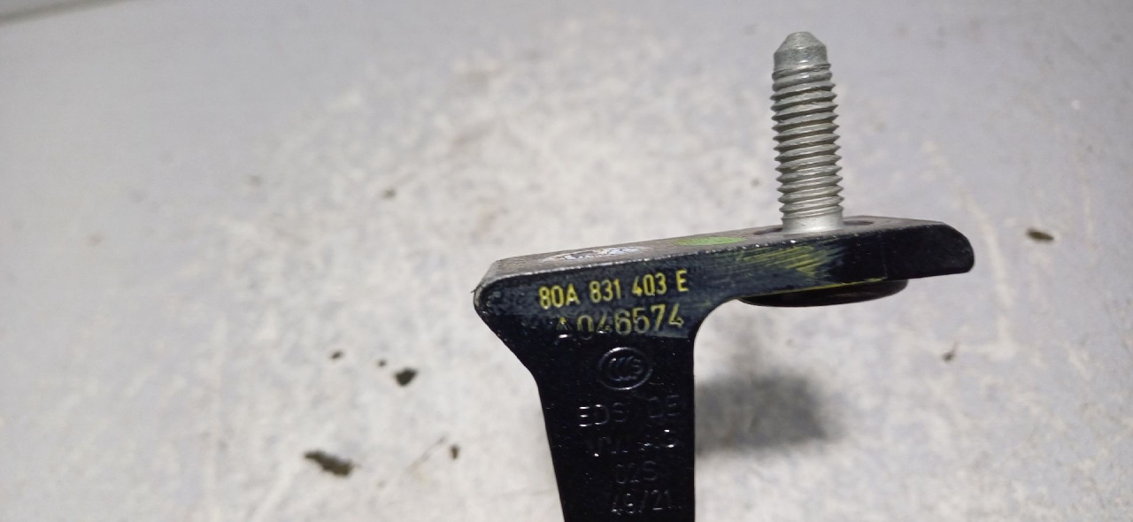 DIJELOVI BAGLAMA AUDI Q5 (FY) > 17- 80A831403E
