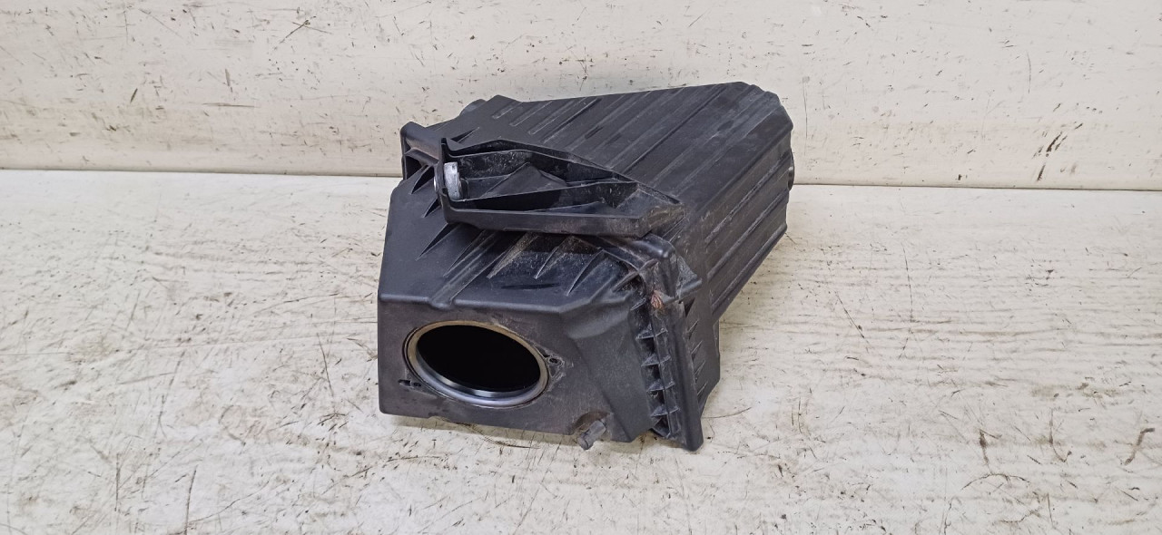 KUCISTE FILTERA ZRAKA LAND ROVER EVOQUE > 15-18 GJ32960