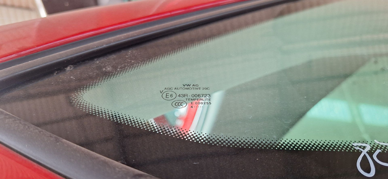 DIJELOVI STAKLO SKODA RAPID > 12-16