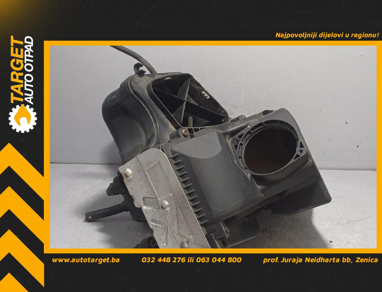 KUCISTE FILTERA ZRAKA AUDI A4 (B8) > 12-15 8K0133837BF