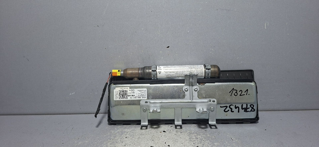 DIJELOVI AIRBAG NOGU SKODA SUPERB > 15-19 1.6 3V2880841E